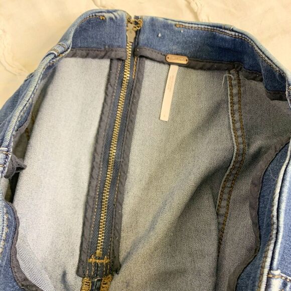 Free People (6) Women's Blue Denim Mini Skirt - Stretchy Jean Seam Detail - Picture 6 of 10